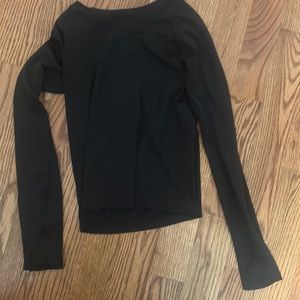black racer, back long sleeve, swiftly tech size 8